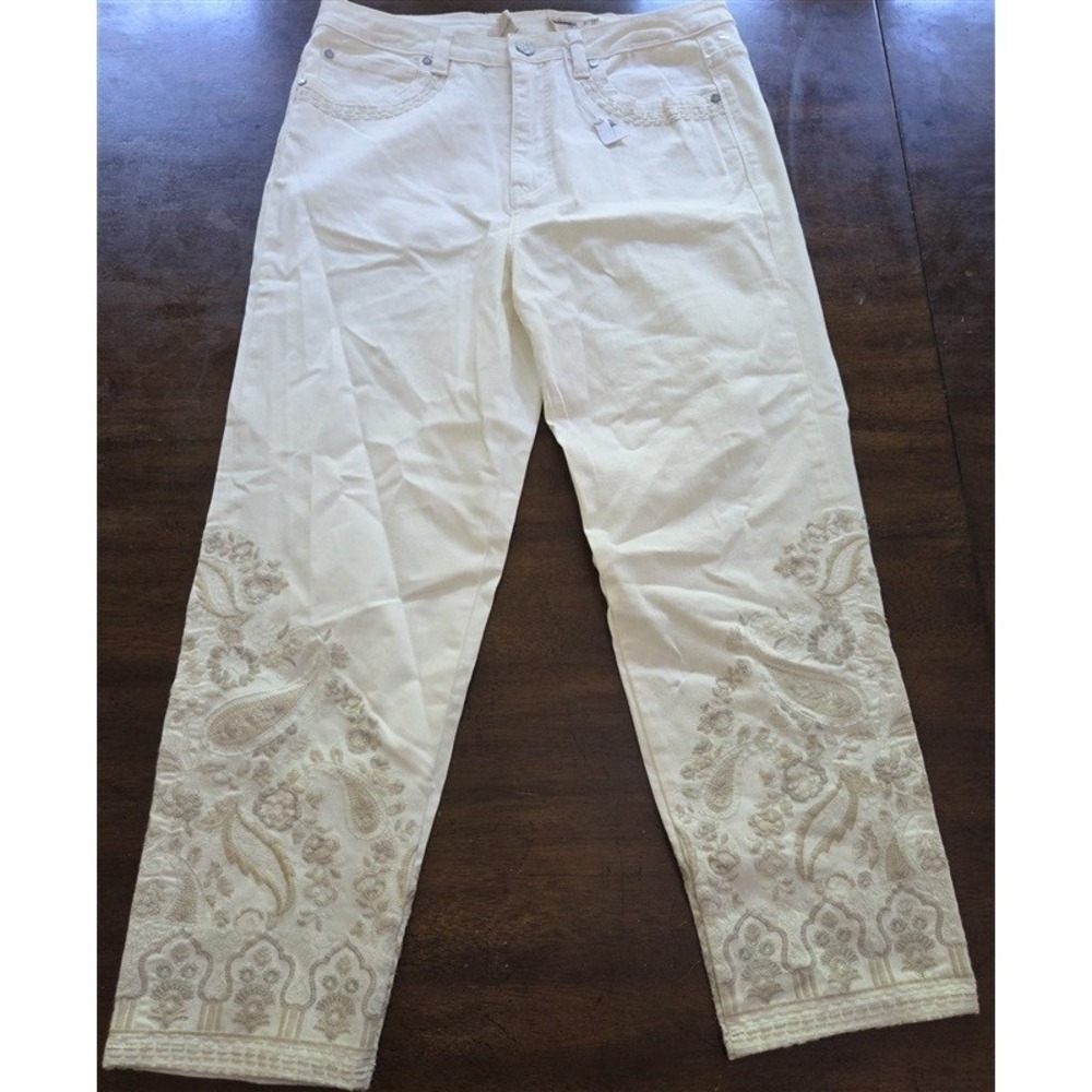 NWOT Soft Surroundings 12 Ultimate Cropped Embroidered Jeans Cream 127035 - Picture 1 of 5